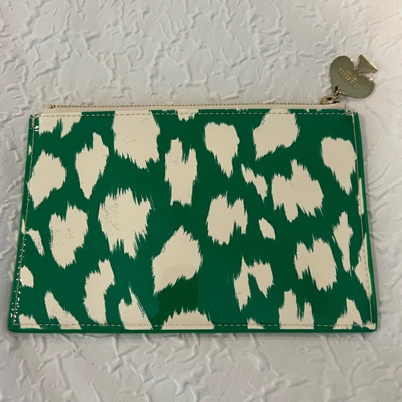 NWOT Kate Spade Clutch or Pouch. Pretty green and white color! - Picture 3 of 4
